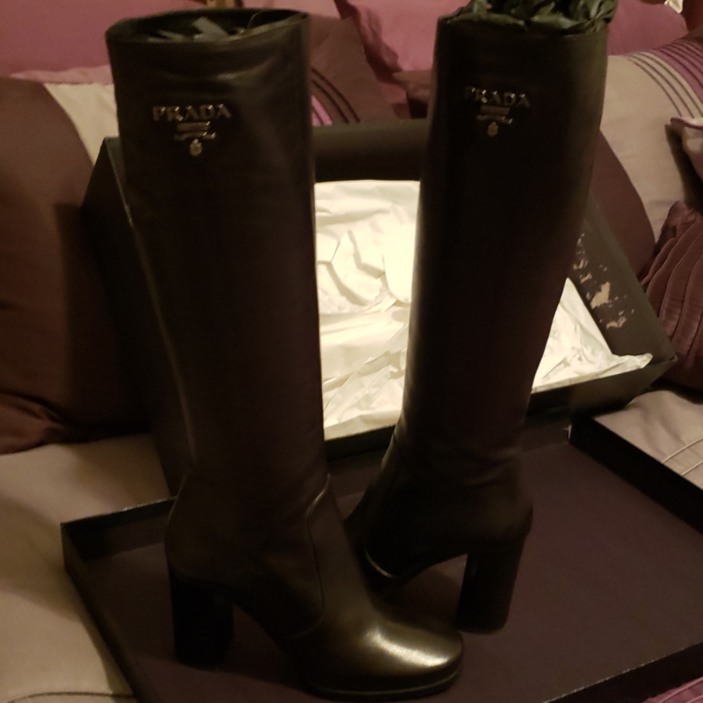 Black Leather Boots - Picture 2 of 3